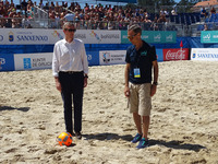 FUTBOL PLAYA FÚTBOL PLAYA 2016 EURO BEACH SOCCER LEAGUE FOTOSS Saque de honor Alfonso Rueda