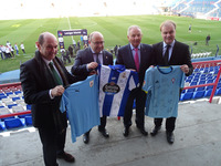 Uruguay Torneo Celta - Depor en Montevideo Camisetas Colegio Cervantes